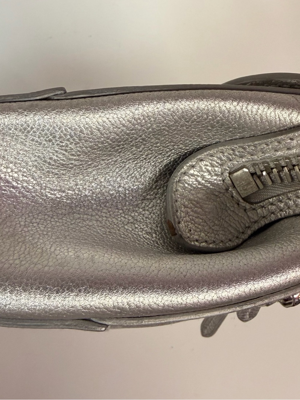 Ralph Lauren Collection Ricky Metallic Silver Pebbled Leather Clutch - Picture 8 of 16